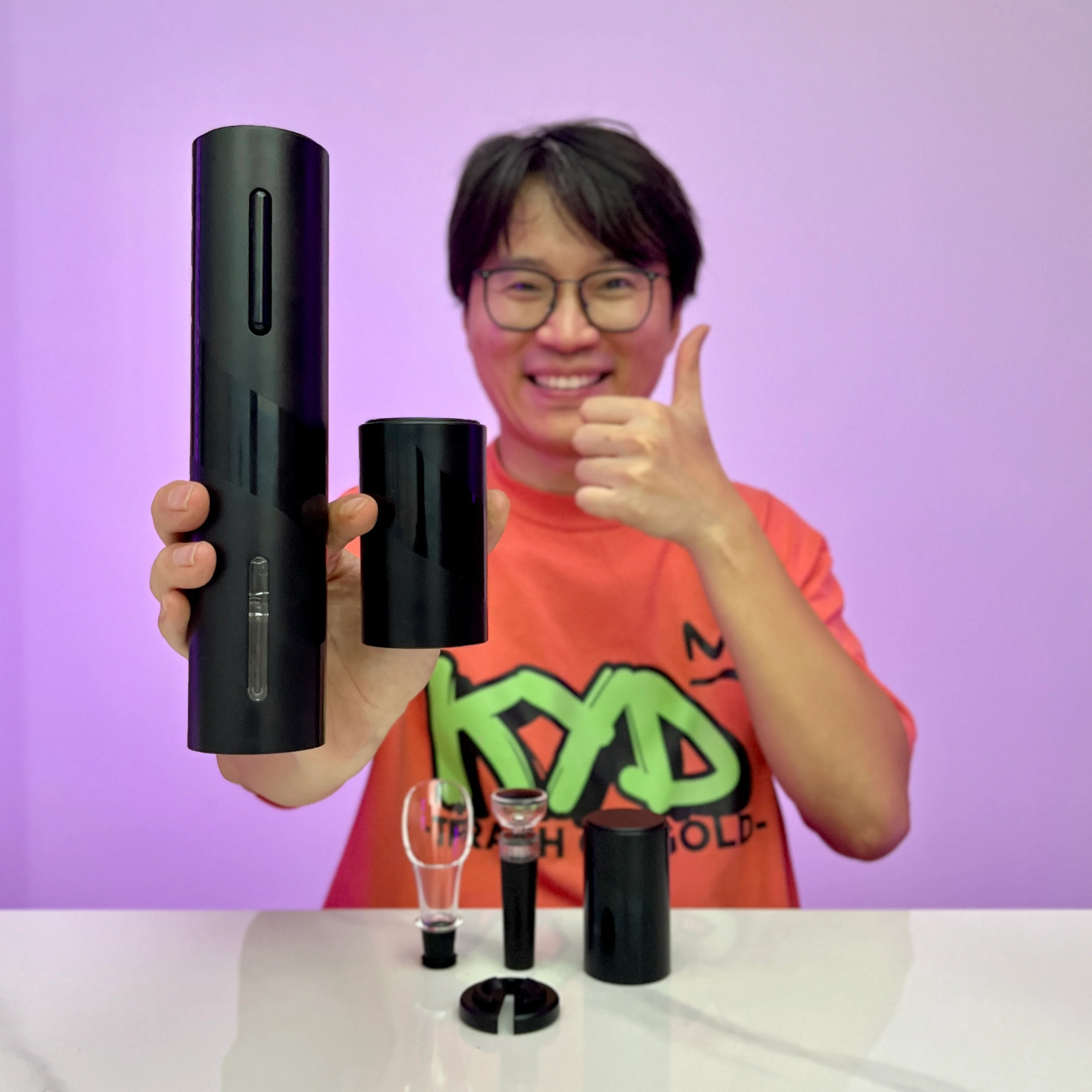 [GOLD] All-in-One Wine & Beer Opener Gift Set – Electric Corkscrew with Aerator & Vacuum Stopper + 2 x Push-Down Beer Opener